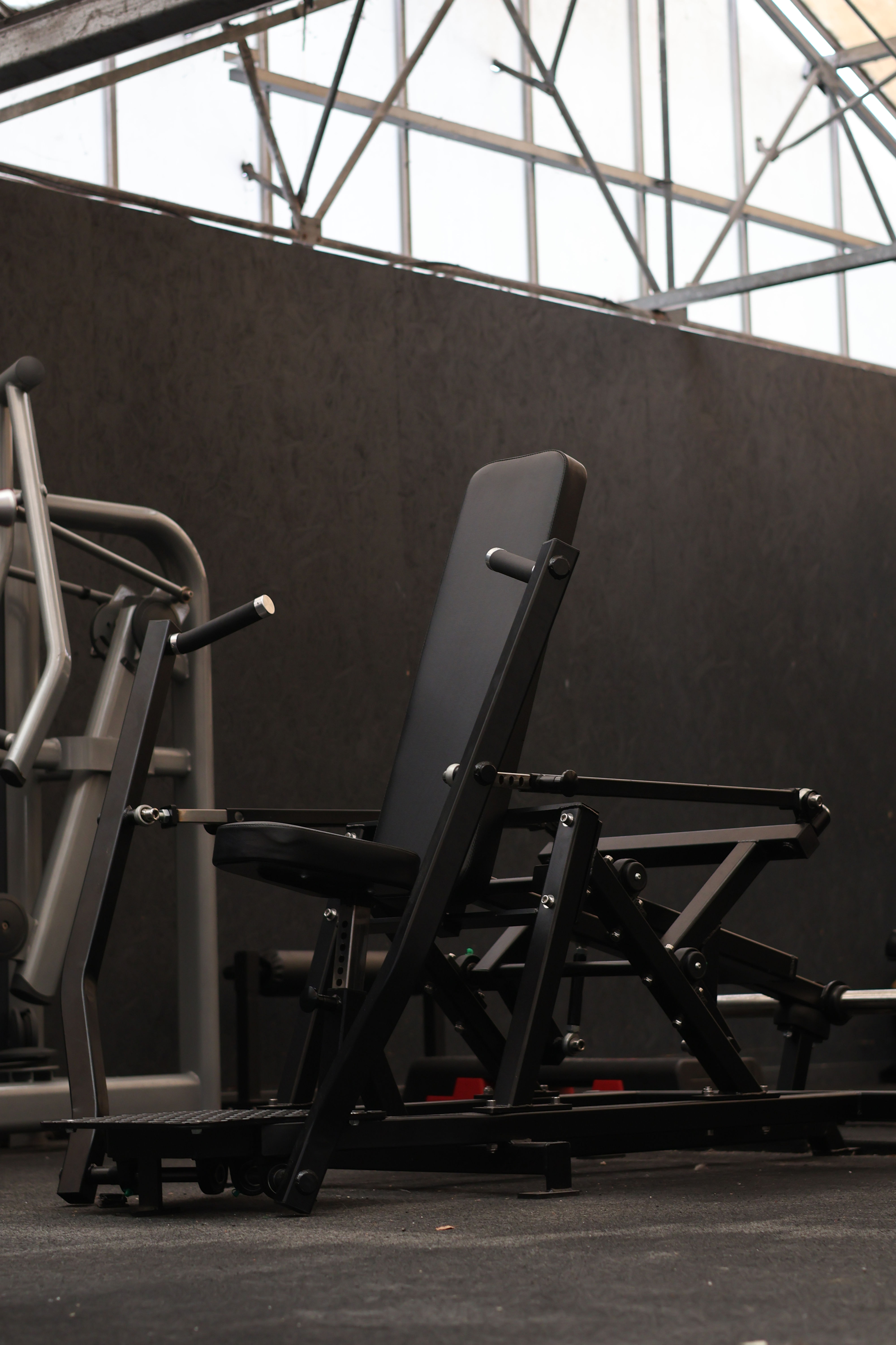 M-Series Leverage Chest Press