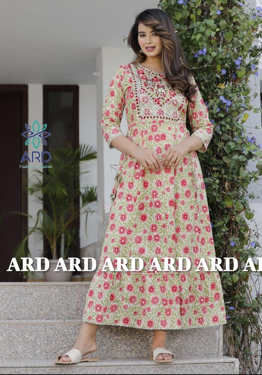 Thumbnail: Floral print heavy cotton 
Gown