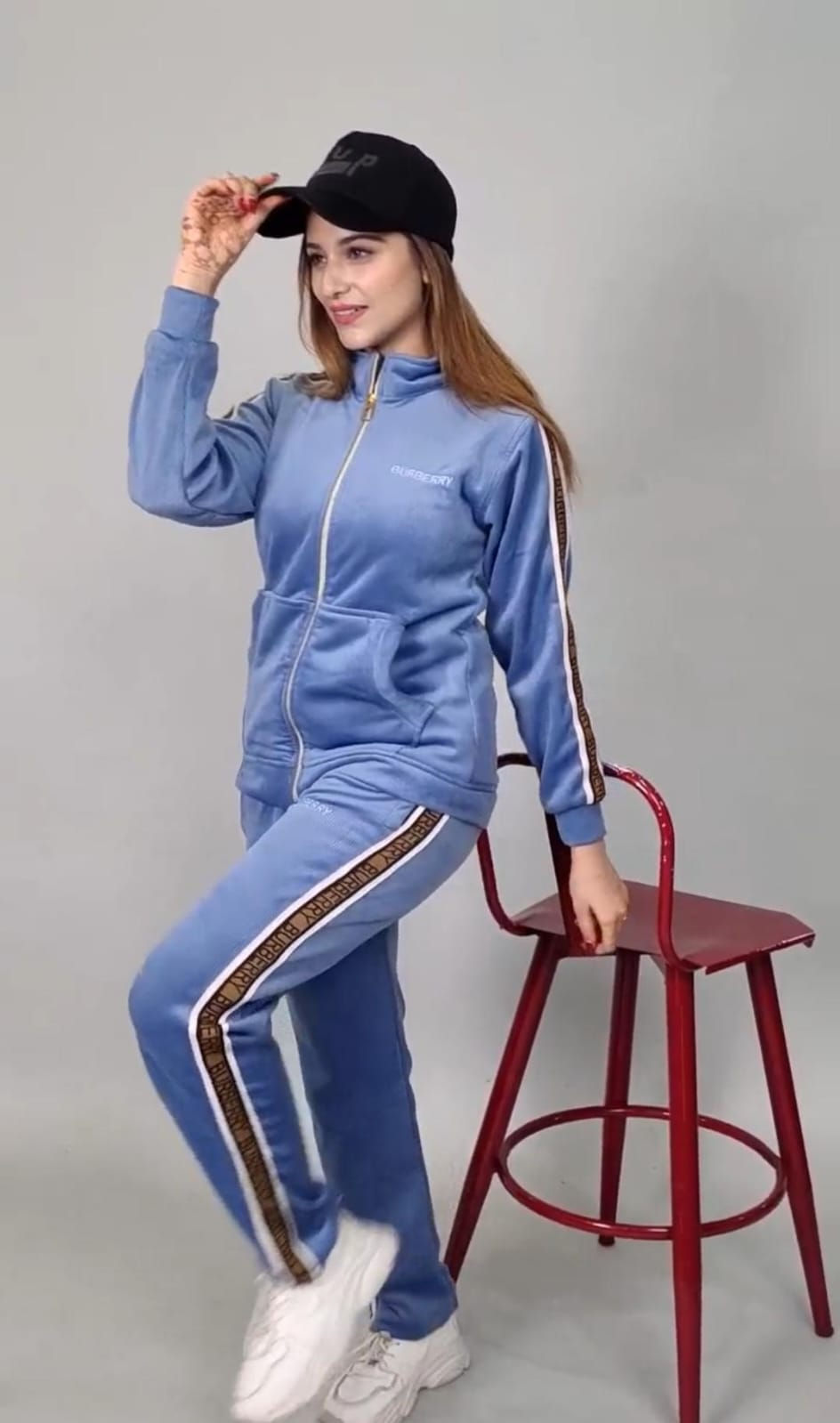 Thumbnail: Winter Wear Tracksuit For Women