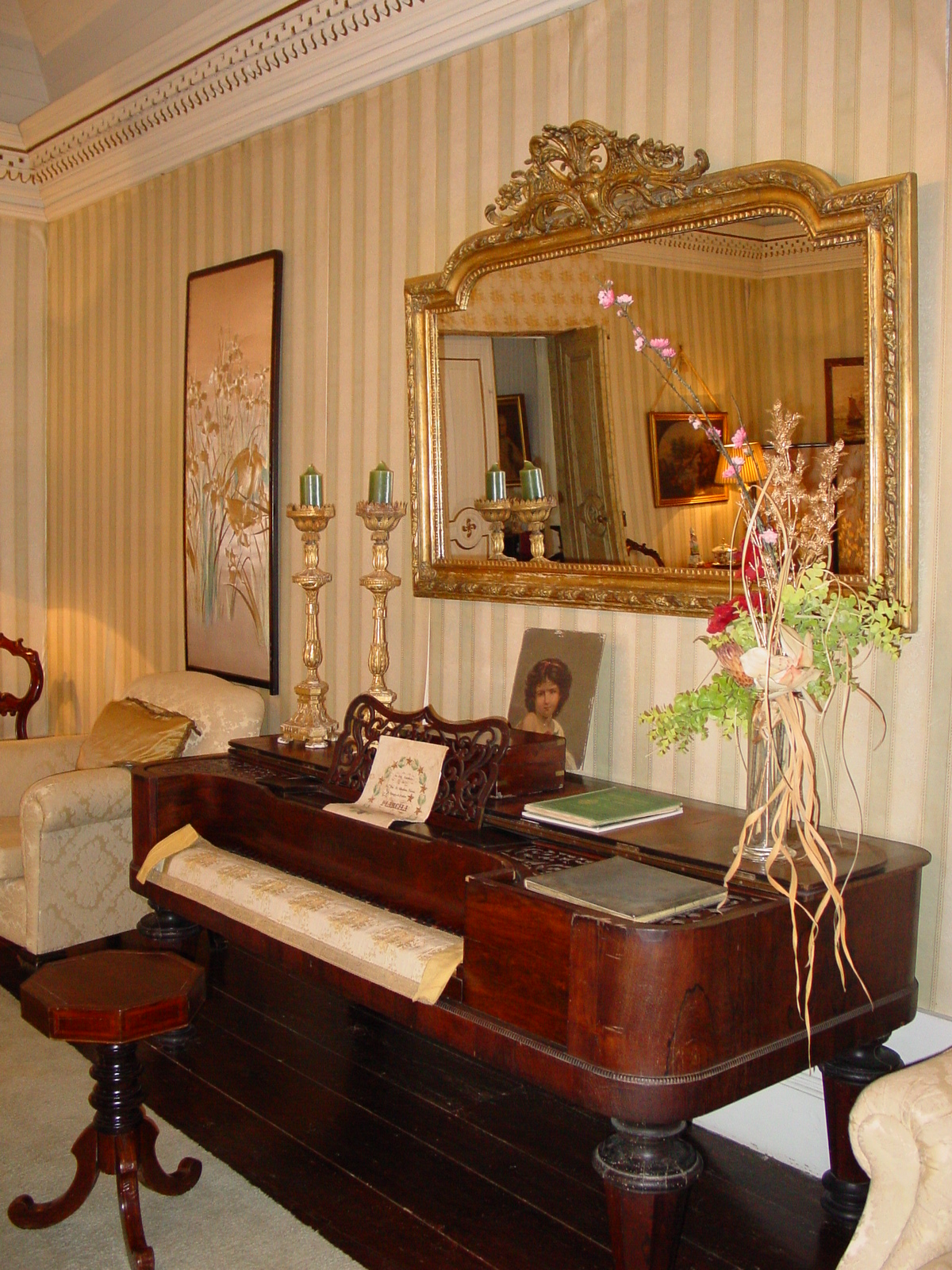 Piano in the main saloon
