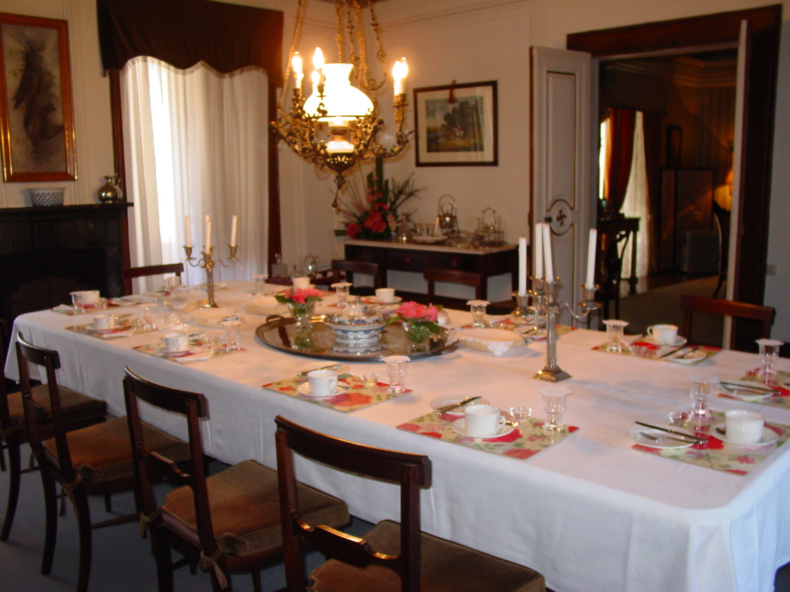 The dinning (and breakfast) table