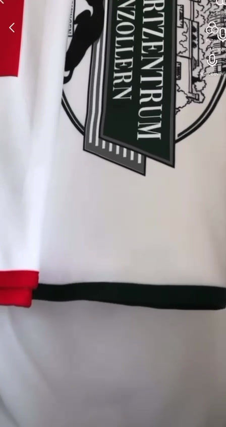 Miniaturbild: TORPOL Fleecedecke mit Latz. PARADEDECKE für Personalisierung konzipiert