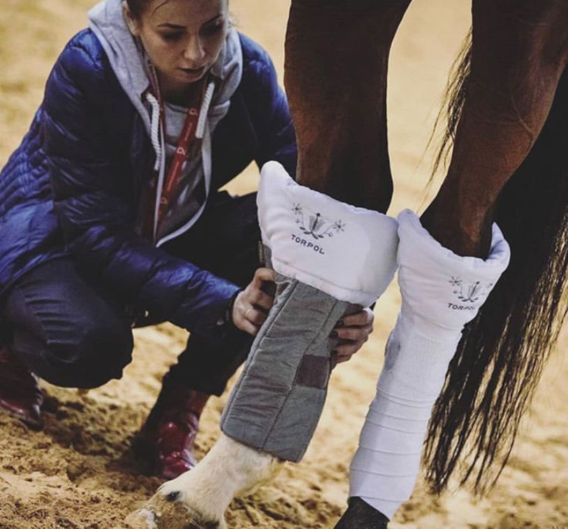 Thumbnail: TORPOL Diamond Memory Leg Wraps