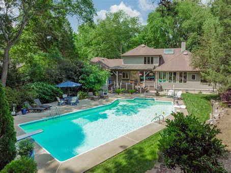 🌞 5 Essential Summer Home Maintenance Tips for Homeowners