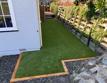 Artifical lawn Nelson, artifical grass with macrocarpa edging