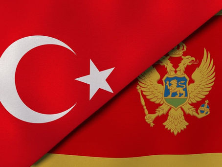 Karadağ, Türk vatandaşları için vizesiz seyahat hakkını geçici olarak askıya aldı — turistik 90 günlük muafiyet durdu.