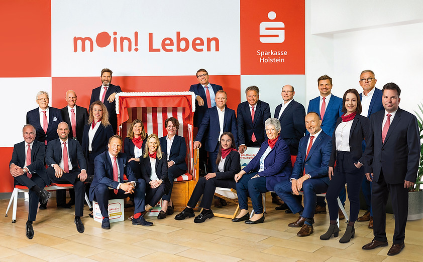 SIG Teambild 6.26 (Litho) Logo web.jpg