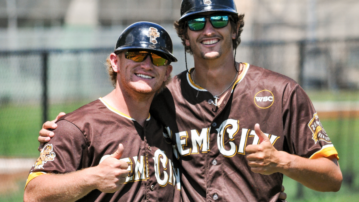 two basbeball player