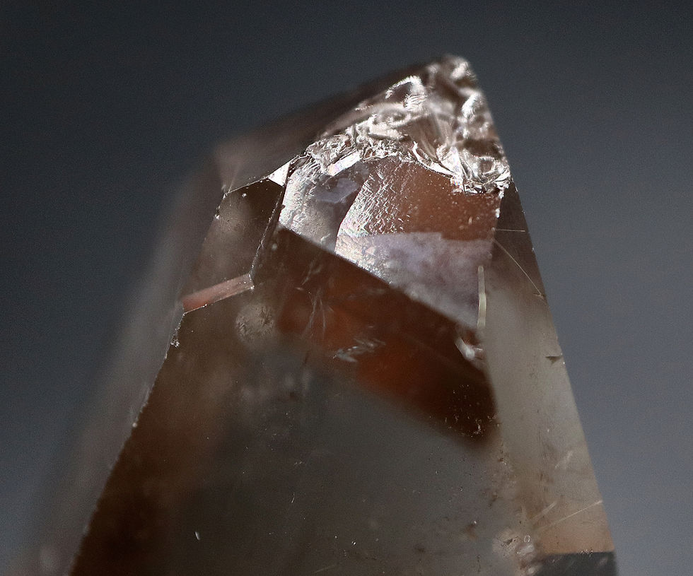 Miniatura: Quarzo Maestro Fumè Rutilato