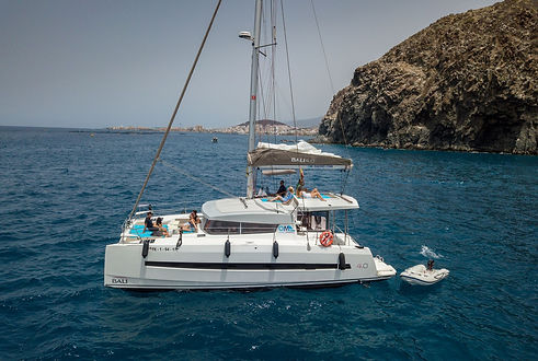 catamarán marbella.