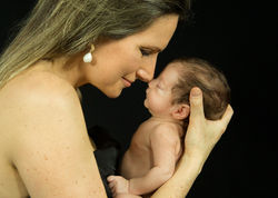 caetano newborn-43.jpg