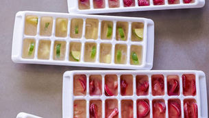 Sip Your Way Through Summer: Refreshing Loose Leaf Tea Ice Cubes