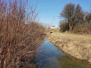 Mündung Loimersdorfergraben in Rußbach mit Pumpwerk3.jpg