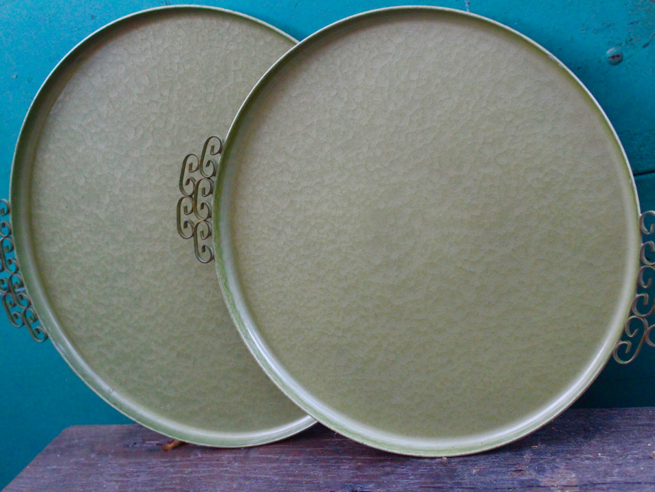 Green cocktail trays