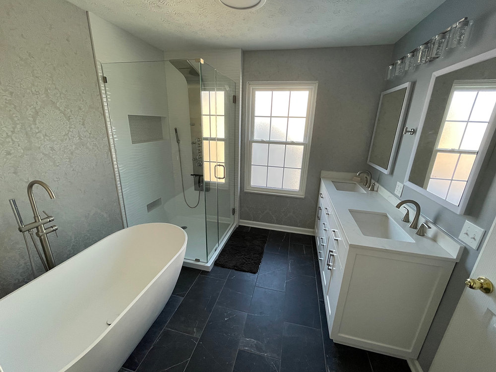 Top Bathroom Remodeling Trends in Hamilton County, Indiana for 2025