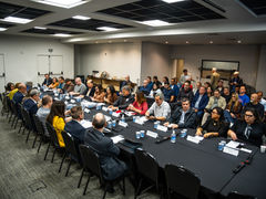 A proposta apresentada pela Fenaban nesta quinta-feira (13) gerou indignação entre os representantes dos trabalhadores.