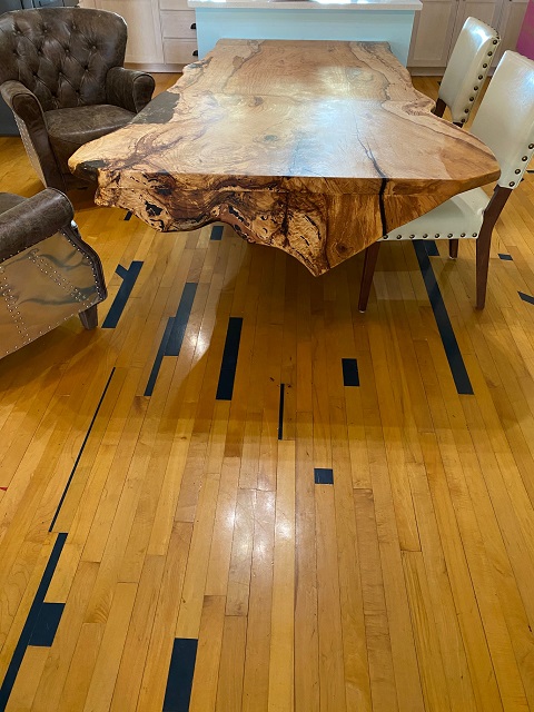 Hican Dinette table