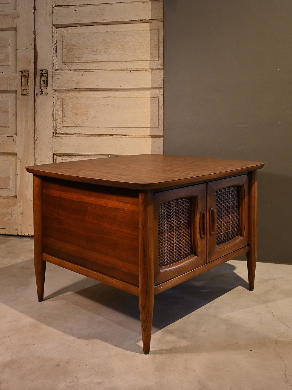 サムネイル： “LANE” End Table/FW06-15