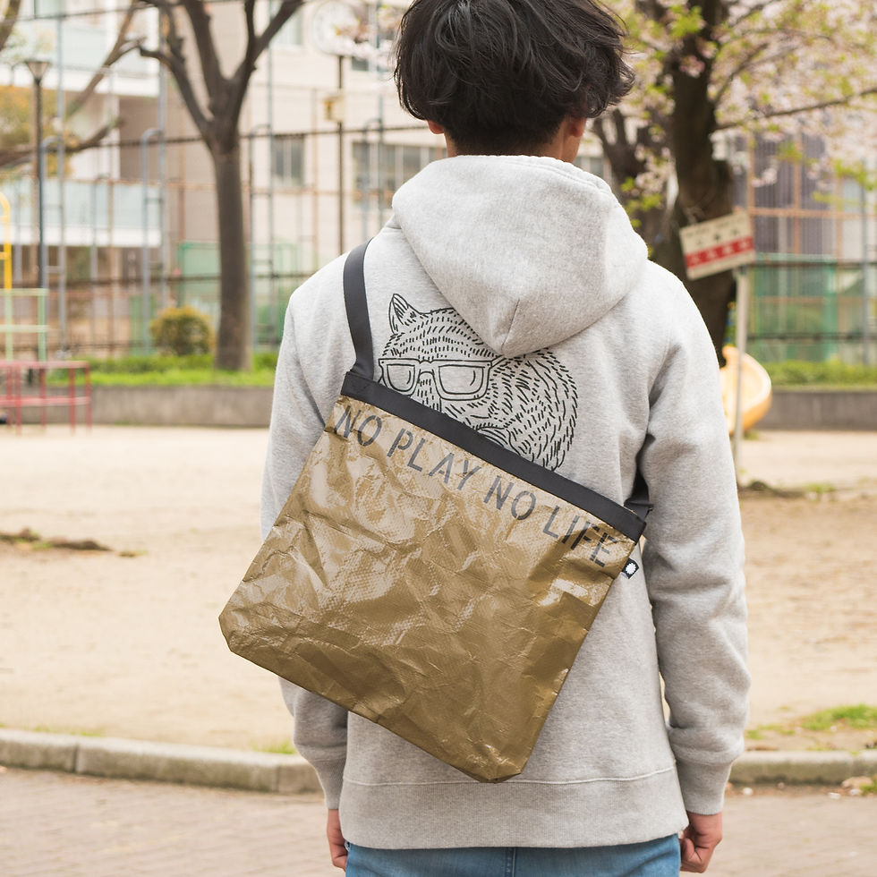 サムネイル： P01(プレイ) PLAY SHOULDER