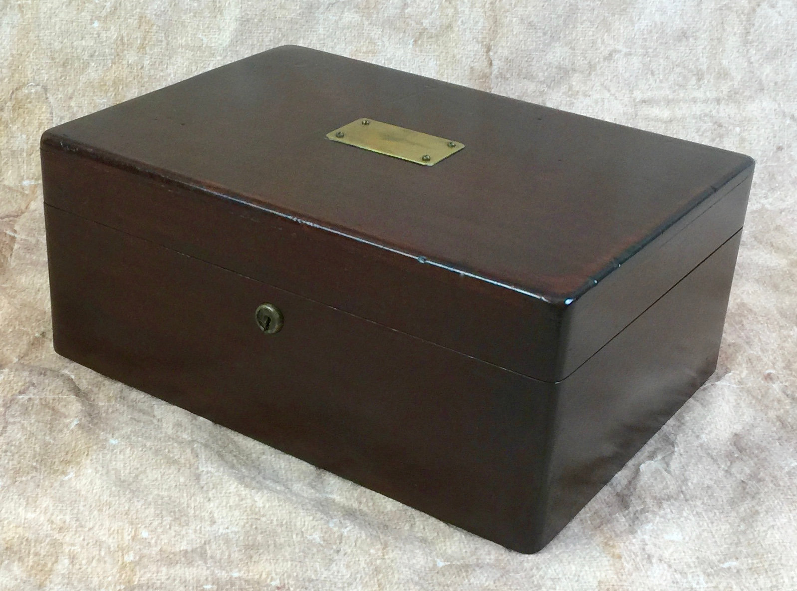 Dark Mahogany Antique Humidor