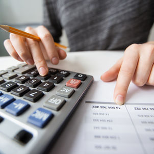 Aides compensatoires Covid : la CNAM change de méthode de calcul, les syndicats s'insurgent