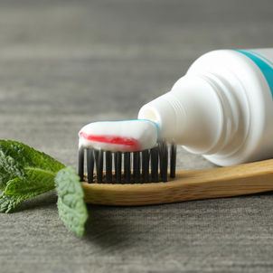 Du sucre dans des dentifrices