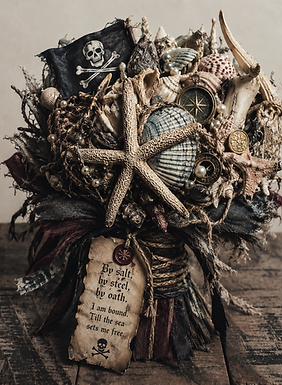 Seashell bouquet inspired by the golden age of piracy