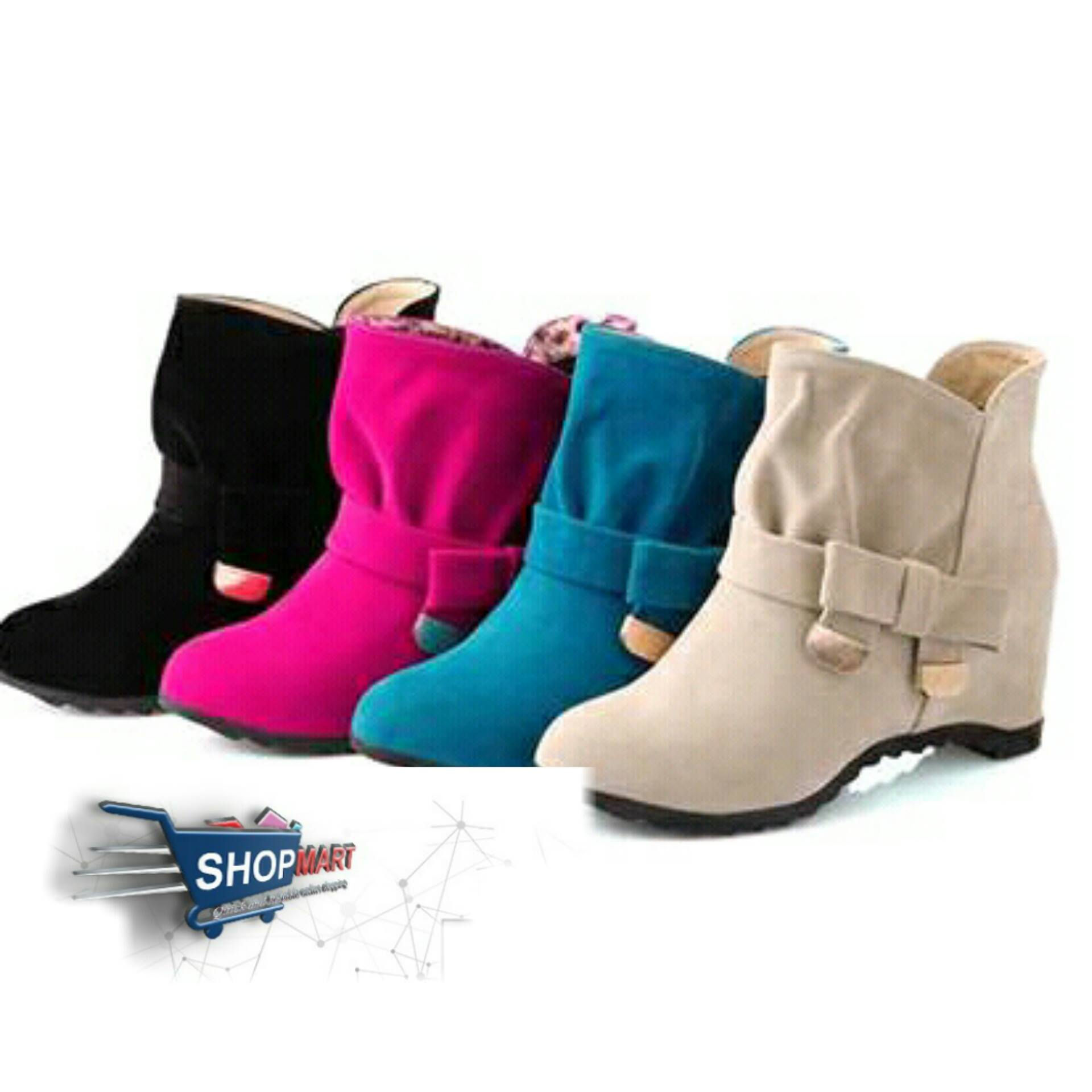 ANKLE BOOT