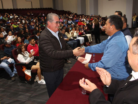 Reciben Promotores de Apoyo a Educación Básica incentivos generados por el SMSEM