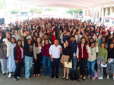 Raciel Pérez da continuidad a entrega de apoyos del programa "Juventudes Haciendo Historia 2026"