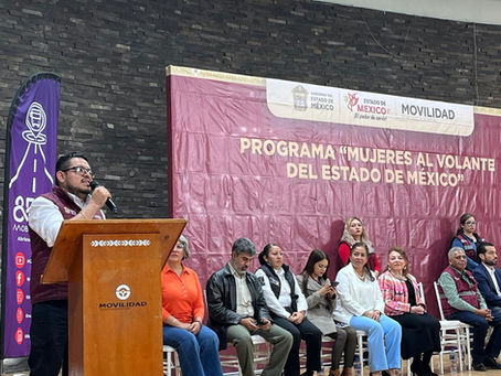 Impulsa Gobernadora Delfina Gómez transporte público seguro con “Mujeres al Volante”