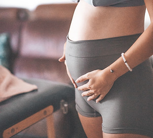 Doula à Toulouse accompagnant une future maman pendant sa grossesse