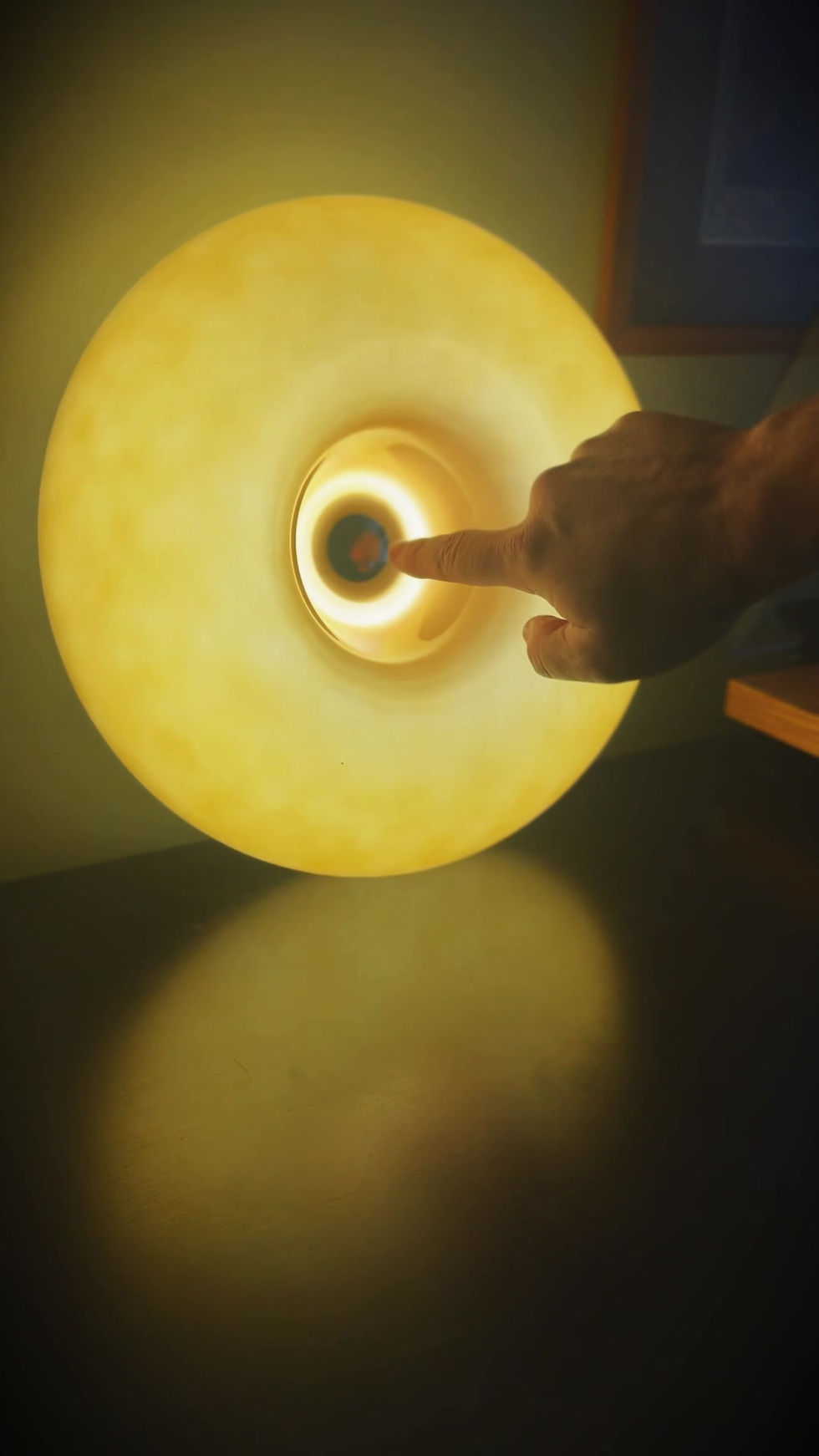 Thumbnail: Glass Donut Touch Lamp