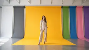 eniş Colorama kağıt fonları ile stüdyoda profesyonel renkli arka plan ve moda çekimi