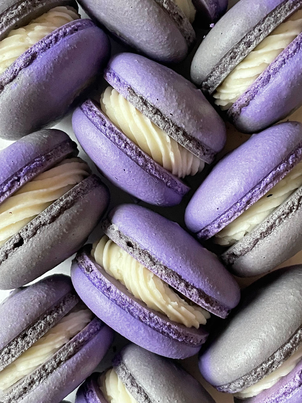 Earl grey macarons