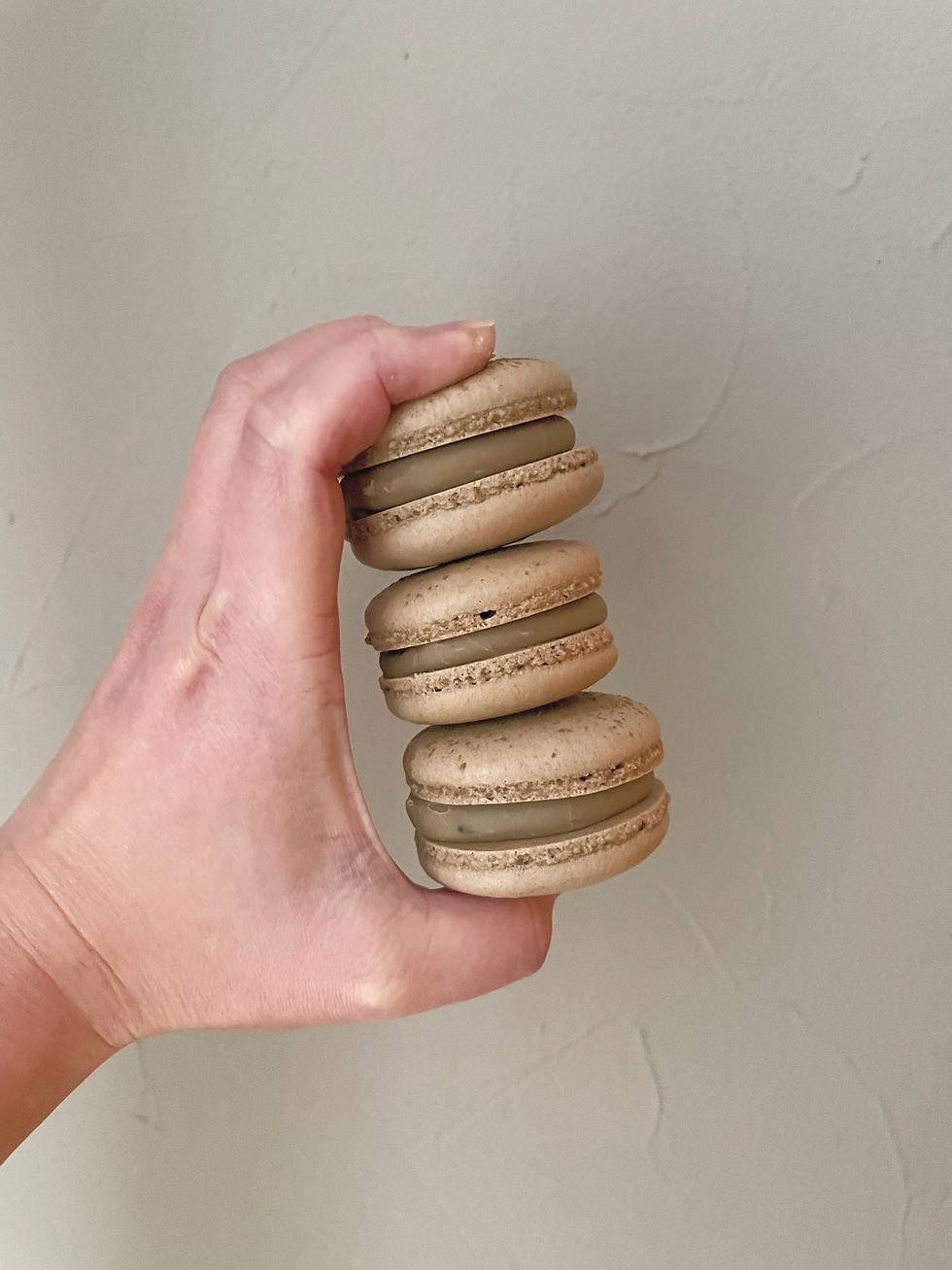 Houjicha macarons
