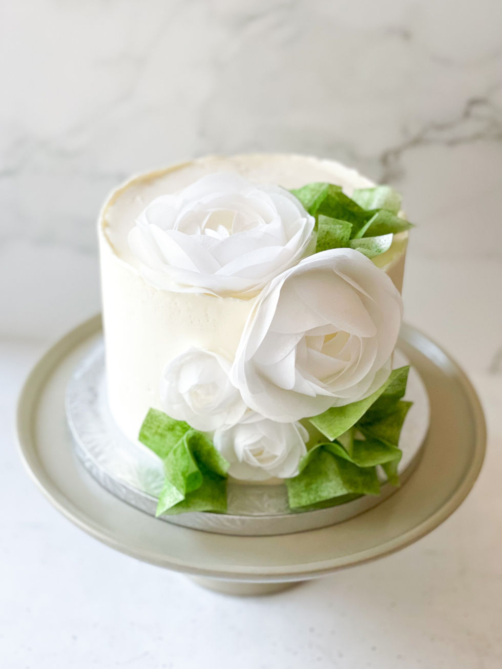 Ranunculus Wafer paper cake