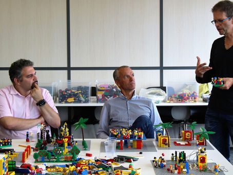 LEGO® SERIOUS PLAY® - JOUER & AVANCER EFFICACEMENT ENSEMBLE !