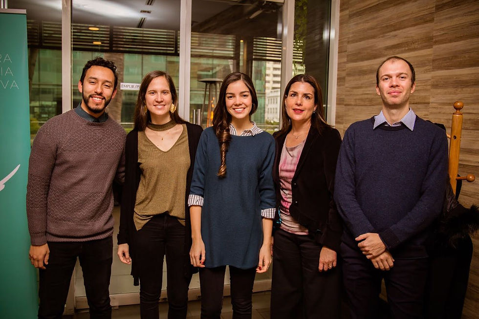 mesa redonda Mujeres INfluyentes