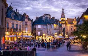 ÉTAPE 3 : 28 MAI - SARLAT