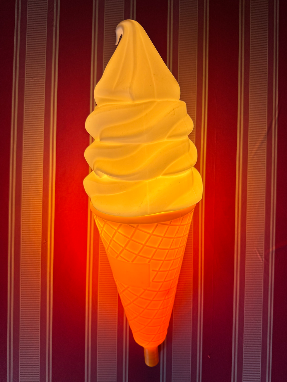 Thumbnail: Illuminated 12v Ice Cream Cone 