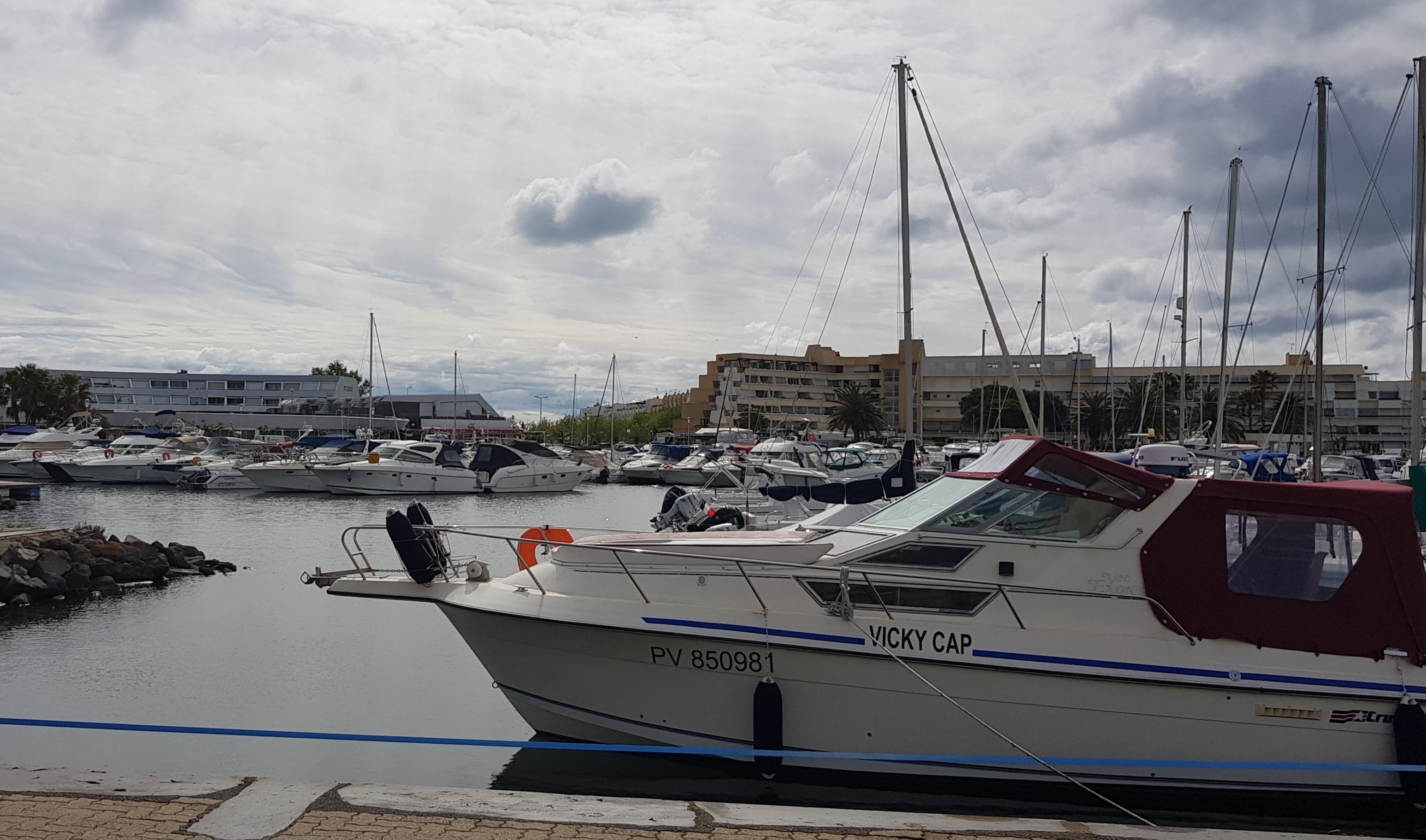 Port Ambonne