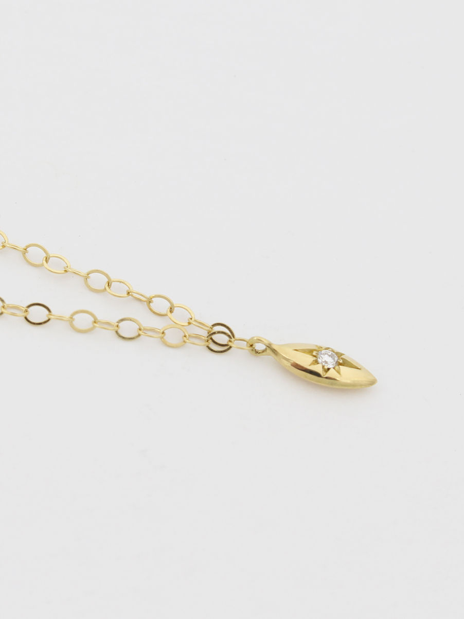 Thumbnail: Star Setting Seed Bracelet