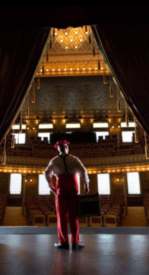 Family Entertainment with Kenny Ahern