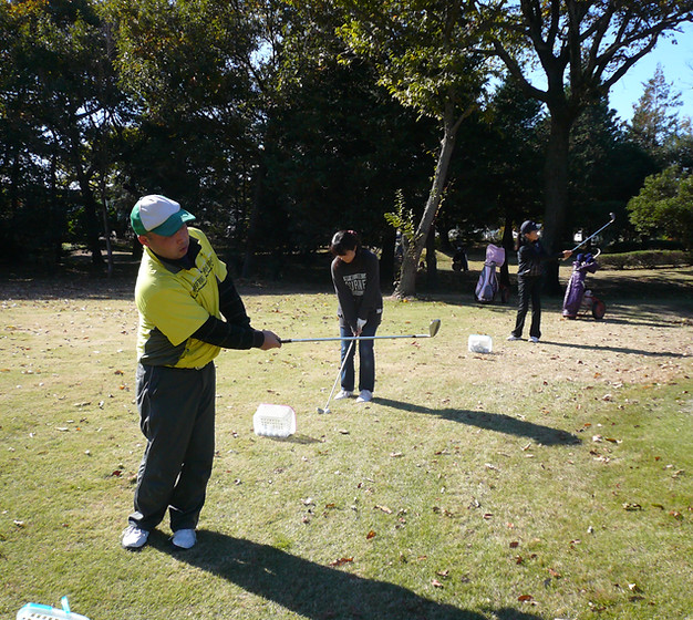 ケーズゴルフスクール 経験者の方も初心者も大歓迎