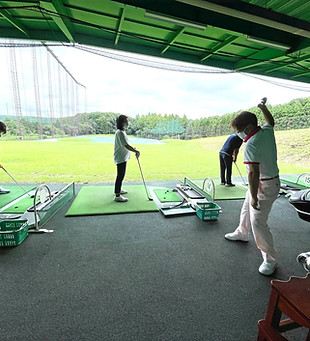 ケーズゴルフスクール 経験豊富なプロが指導