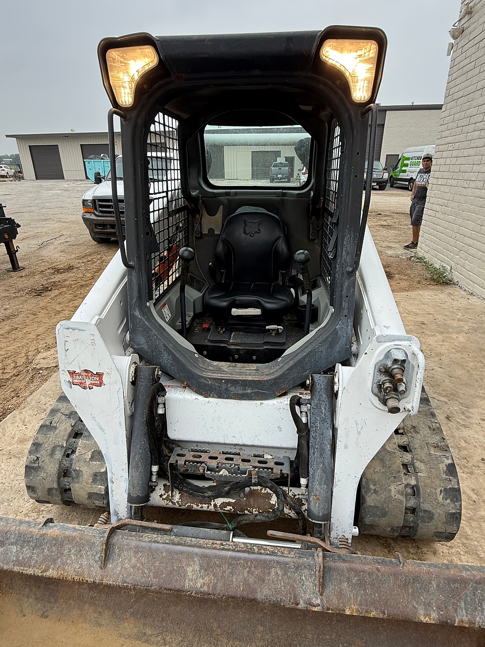 Miniatura: 2015 Bobcat T590