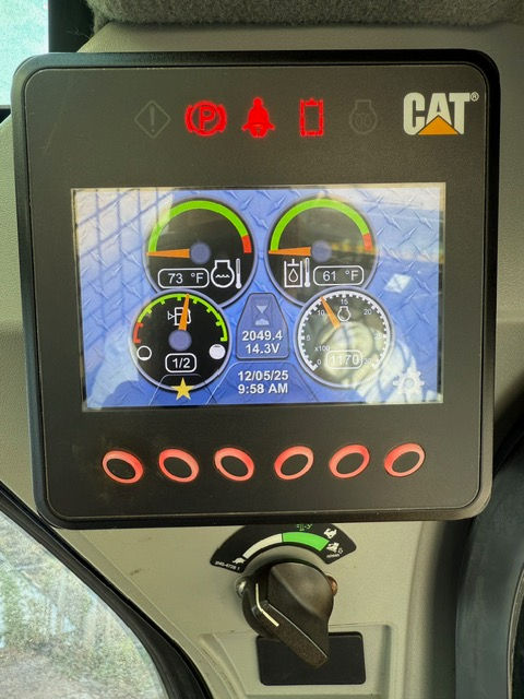 Miniatura: Cat 236D 2017