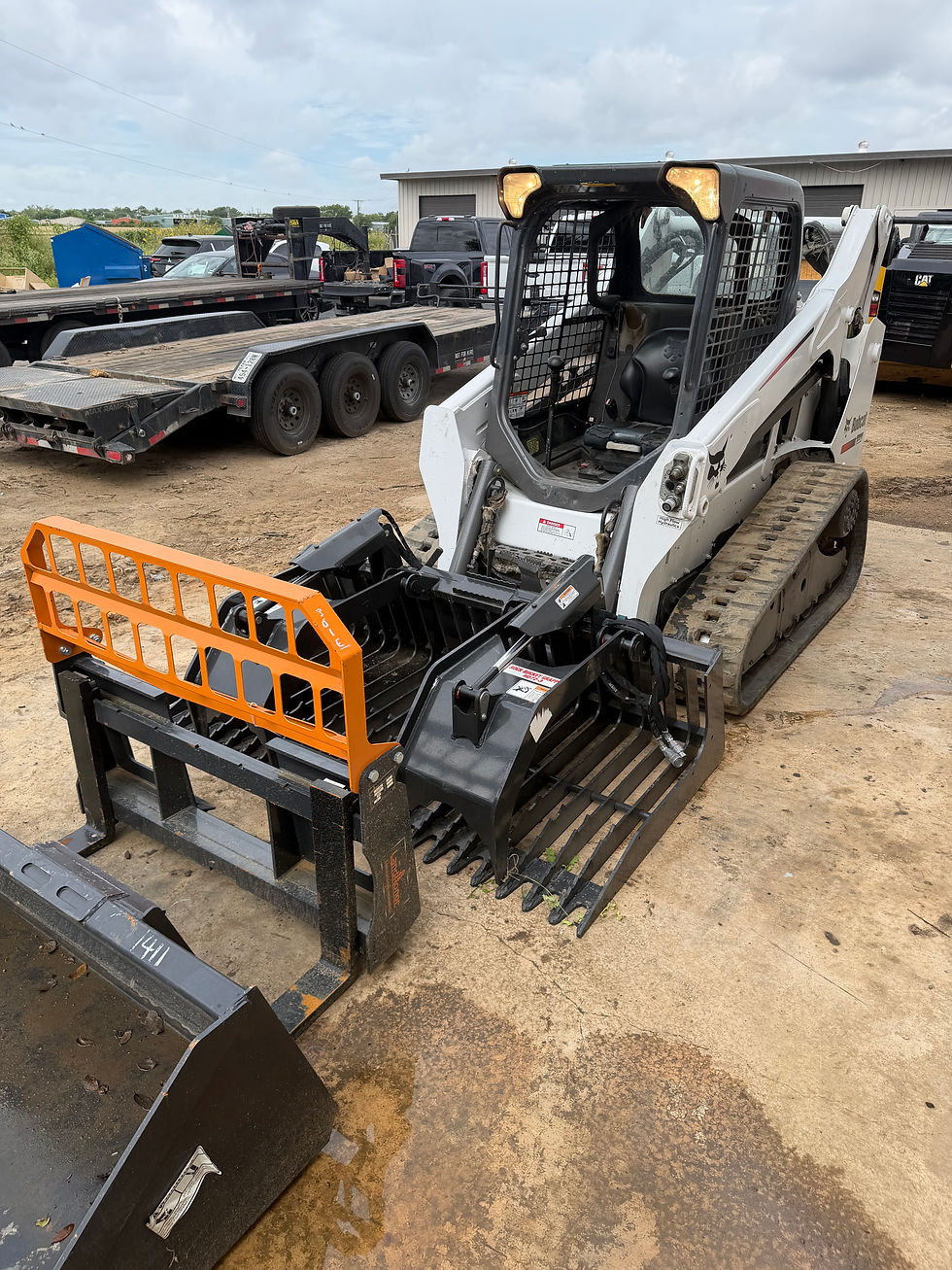 Miniatura: 2013 Bobcat T590