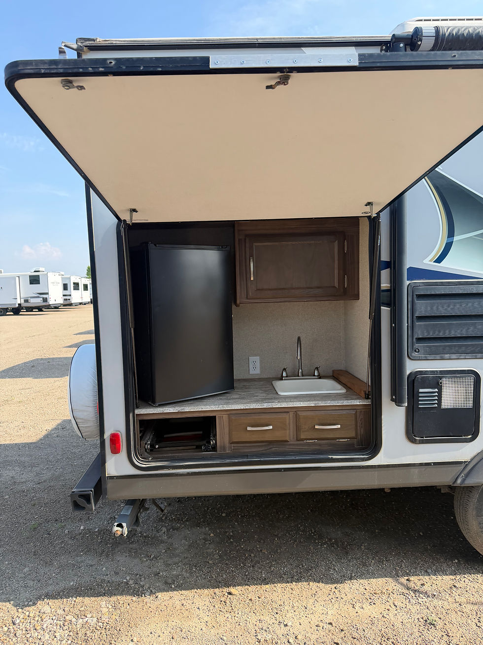 Thumbnail: 2018 Coachmen Apex Ultra-Lite 215RBK Travel Trailer #PX03